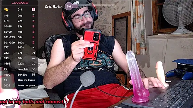 young_bear06 Webcam Show