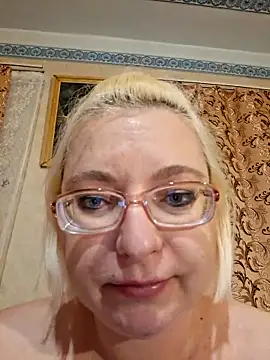 Chat +18 de VikaKing ao vivo