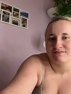 Chat +18 de imawhorenslut19 ao vivo