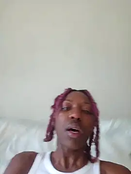 Chat +18 de oliviaprettypussy ao vivo