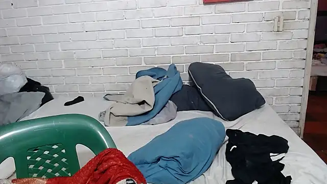 Chat +18 de valeriaswang_Lucas ao vivo