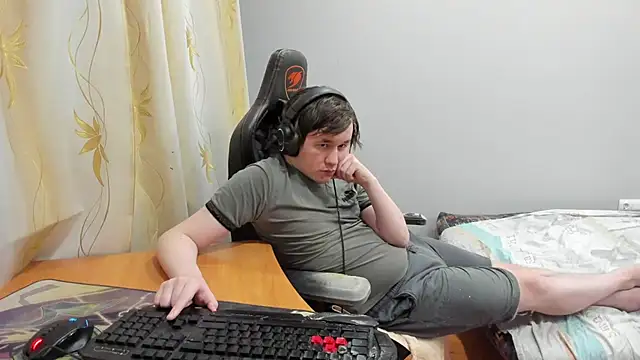 Show modela iliaskrislove na web-kameri