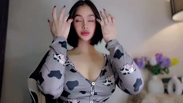 Anna_HollyDoll 在線直播表演