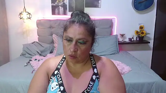 Keyla01_ Chat XXX live