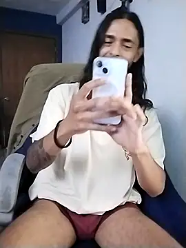 Donstark6669のライブXXXチャット