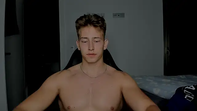 find0m_masterのライブXXXチャット