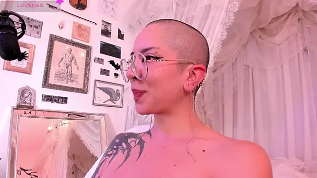 OhMyBushのライブXXXチャット