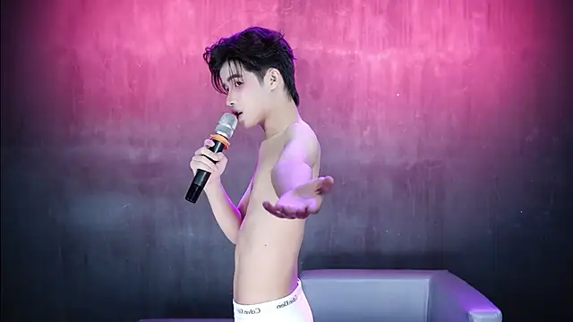 Chat XXX en directo de Queen-Vibe