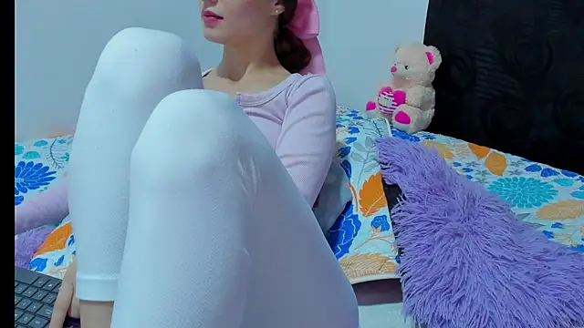 Chat +18 de MiiaVolkova ao vivo