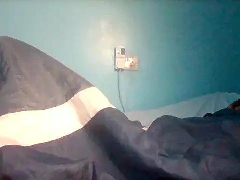 Eminent_Ride's Live XXX Chat