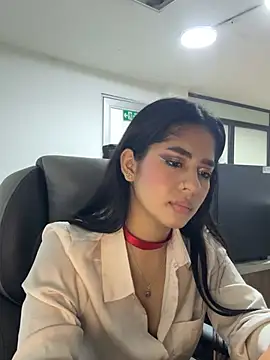 _kyraa_のライブXXXチャット