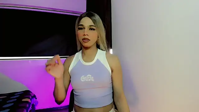 Show de Britany_montiel na webcam