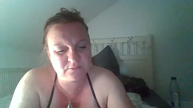 HotPussy785's Live XXX Chat