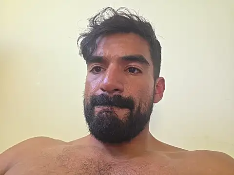 piggylatino's Webcam Show