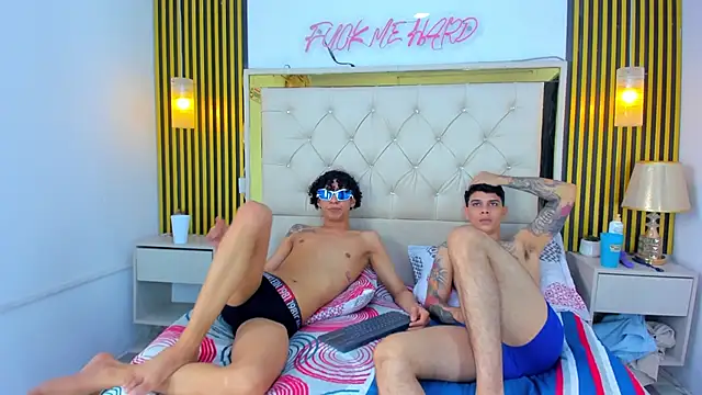 Adventurous_Boys 라이브 XXX 채팅