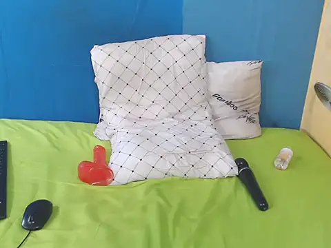 HotChocolateTea élő XXX-chatje