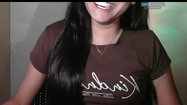 RapunzelSmith Adlı Modelin Canlı XXX Sohbeti