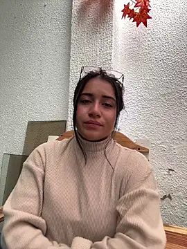 Chat +18 de KallyMyller1 ao vivo