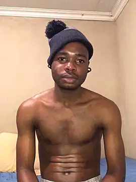 PlayTime7798 Adlı Modelin Web Kamerası Şovu