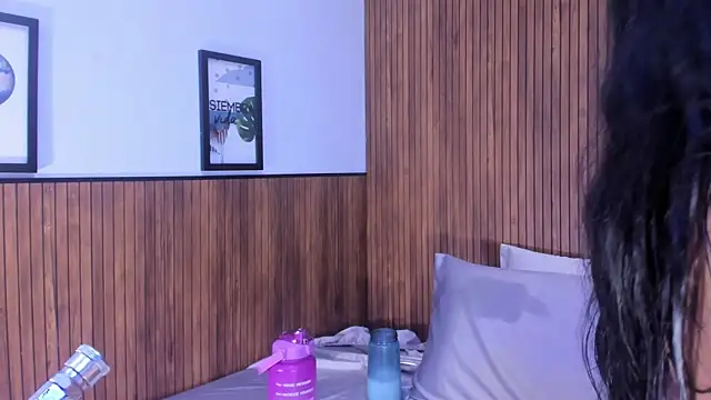 mysticlatina1のライブXXXチャット