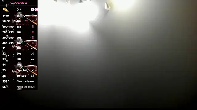 AlanaBrox élő XXX-chatje