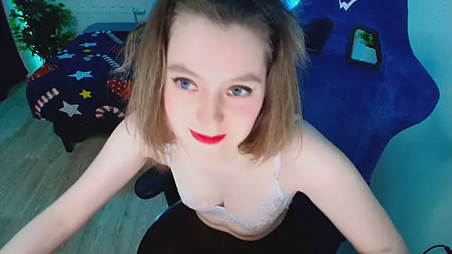 XXX chat uživo modela CranberryHot