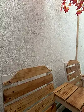 EmmyEvans1 Adlı Modelin Canlı XXX Sohbeti