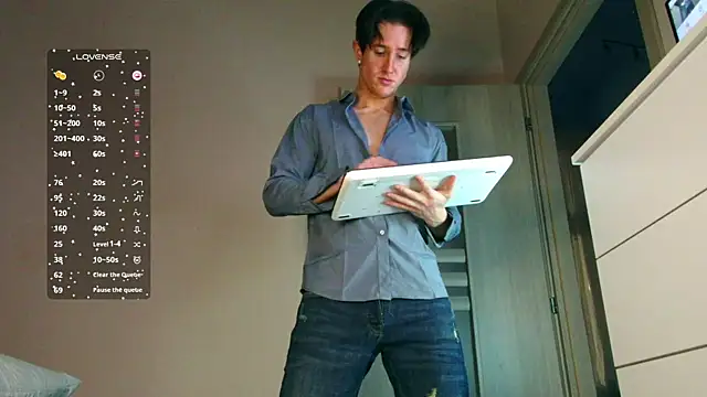 Czat XXX na żywo – ChristianLevine_