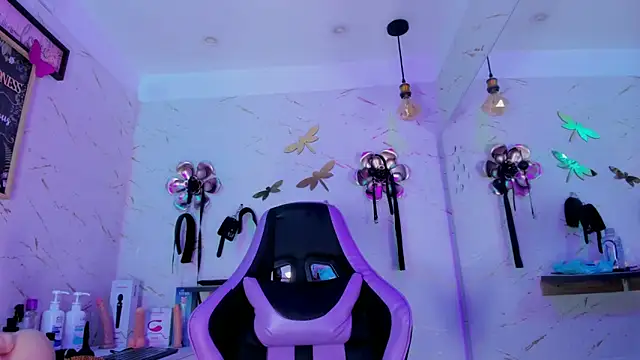 Natasha-Adamsn Live XXX chat