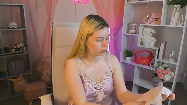 Онлайн чат XXX CelestineMauriac