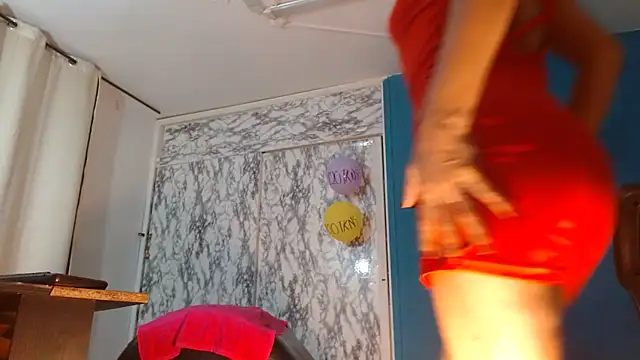 hanna_mooreee Adlı Modelin Canlı XXX Sohbeti