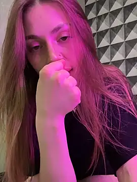 Elizabeth_Tay: онлайн-секс-чат