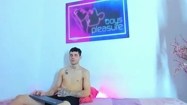 Pleasure_boys_hot 在線直播表演