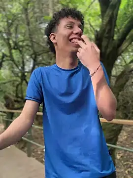 Webkamerová show yoursexyjose