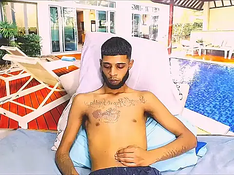 عرض كام CharmingIndian1