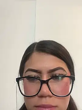 AMBERFONSECA Adlı Modelin Canlı XXX Sohbeti