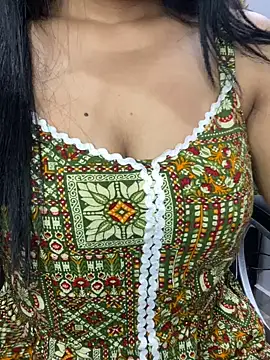 แชท XXX สดของ escape_with_me