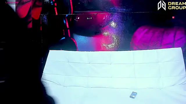 AmazingPartysのライブXXXチャット