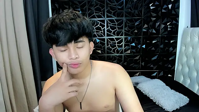 xlovercutietwink Pertunjukan Webcam