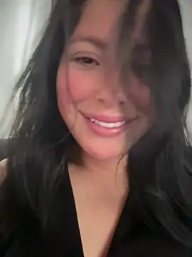 แชท XXX สดของ GiuliaBianchi