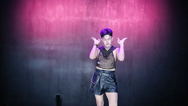 Онлайн чат XXX Queen-Vibe