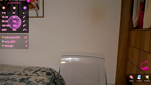 Chat XXX en directo de Bloom_Noor