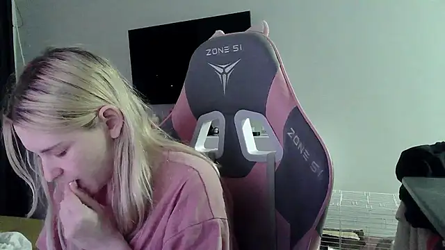 VladaLevine Chat XXX in diretta