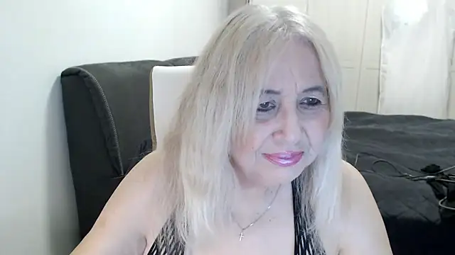 Chat +18 de SusiLifeXXX ao vivo