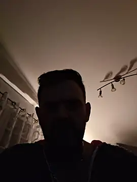 pachapeter élő XXX-chatje