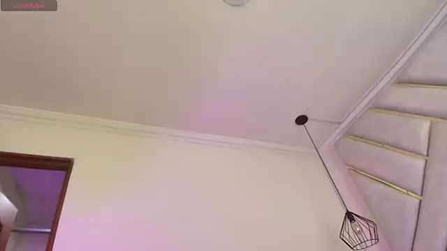 Chatroom XXX en direct de Dahiana_Dmour_