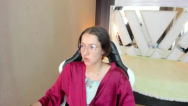 Chat XXX Live Linda4Petite