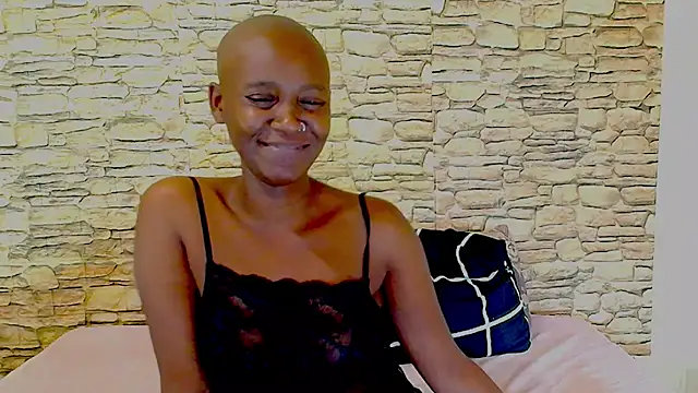 EbonyOlive69: онлайн-секс-чат