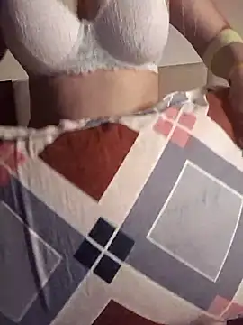 Chat +18 de misrubina011 ao vivo