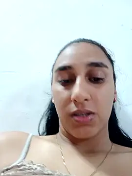 Pokazy przed kamerką – Morena_hottd